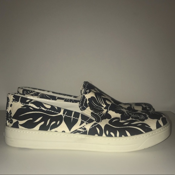 Prada Sneakers Slip On - Picture 3 of 8